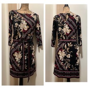 WHBM Dress Size XS Floral Empire Waist Stretch